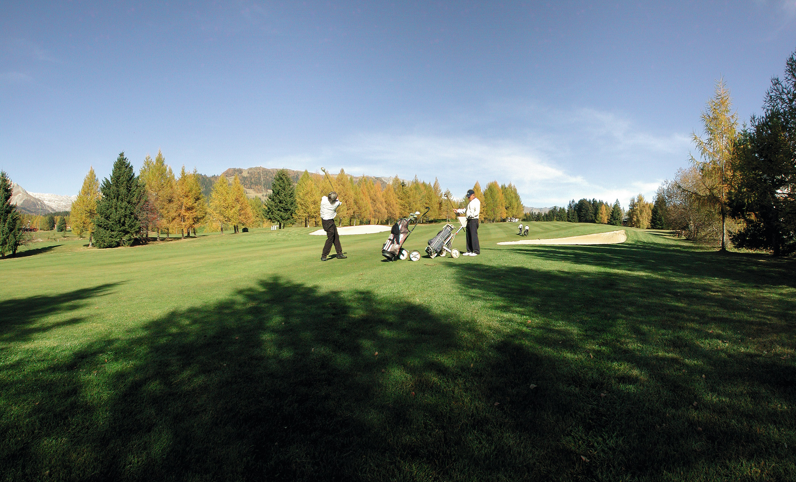 Switzerland Luxury Hotel ST Crans Montana Golfer 11082