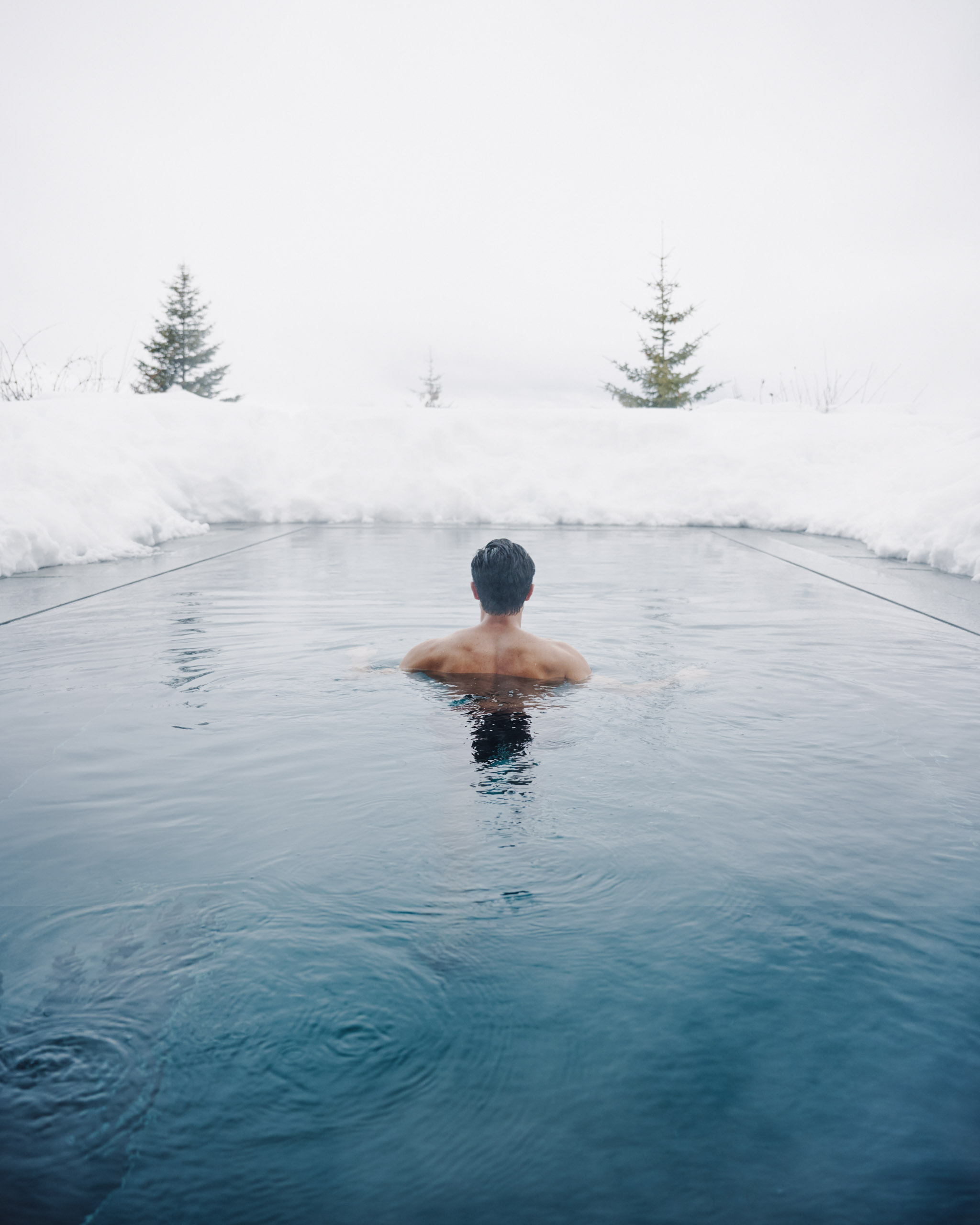 Lecrans Hotel Spa Crans Montana Snow Outdoor Pool