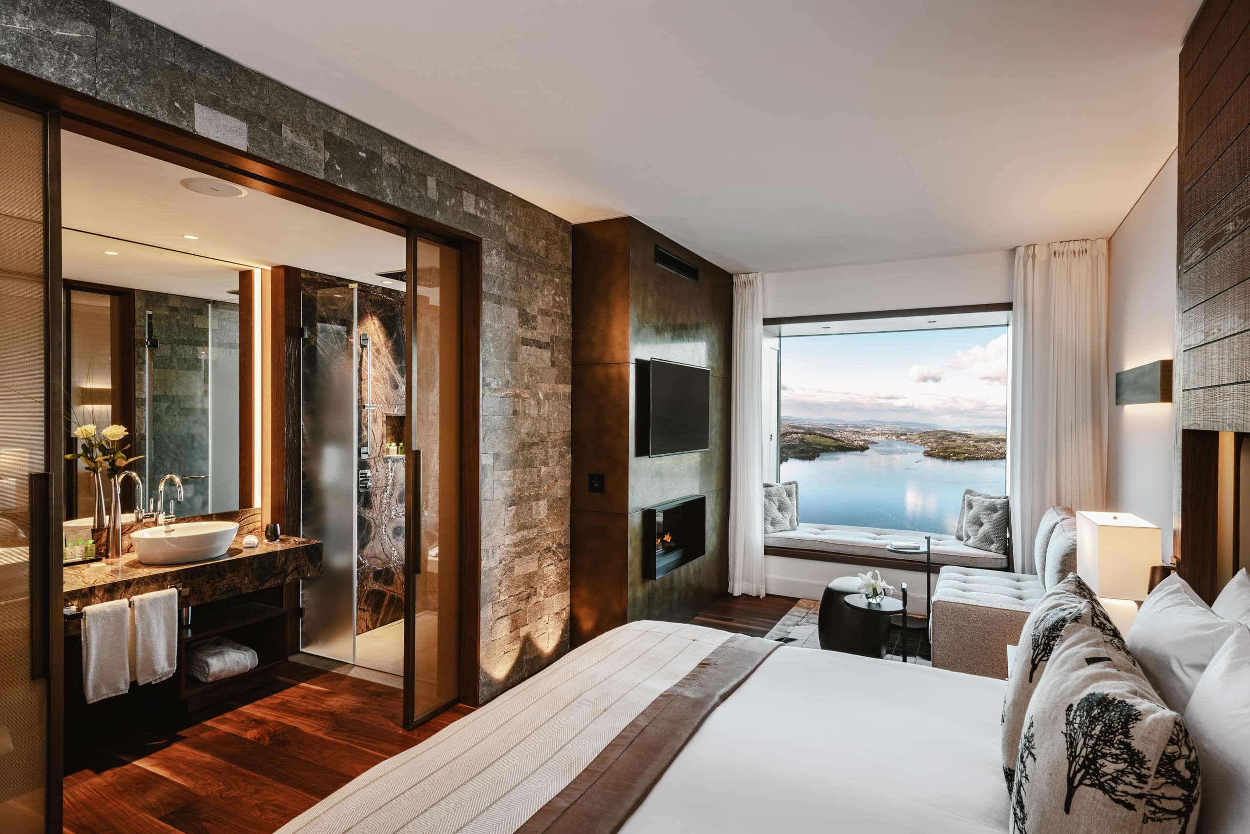 Swiss Deluxe Hotels Buergenstock Resort Lake Lucerne The Contemporary Room1