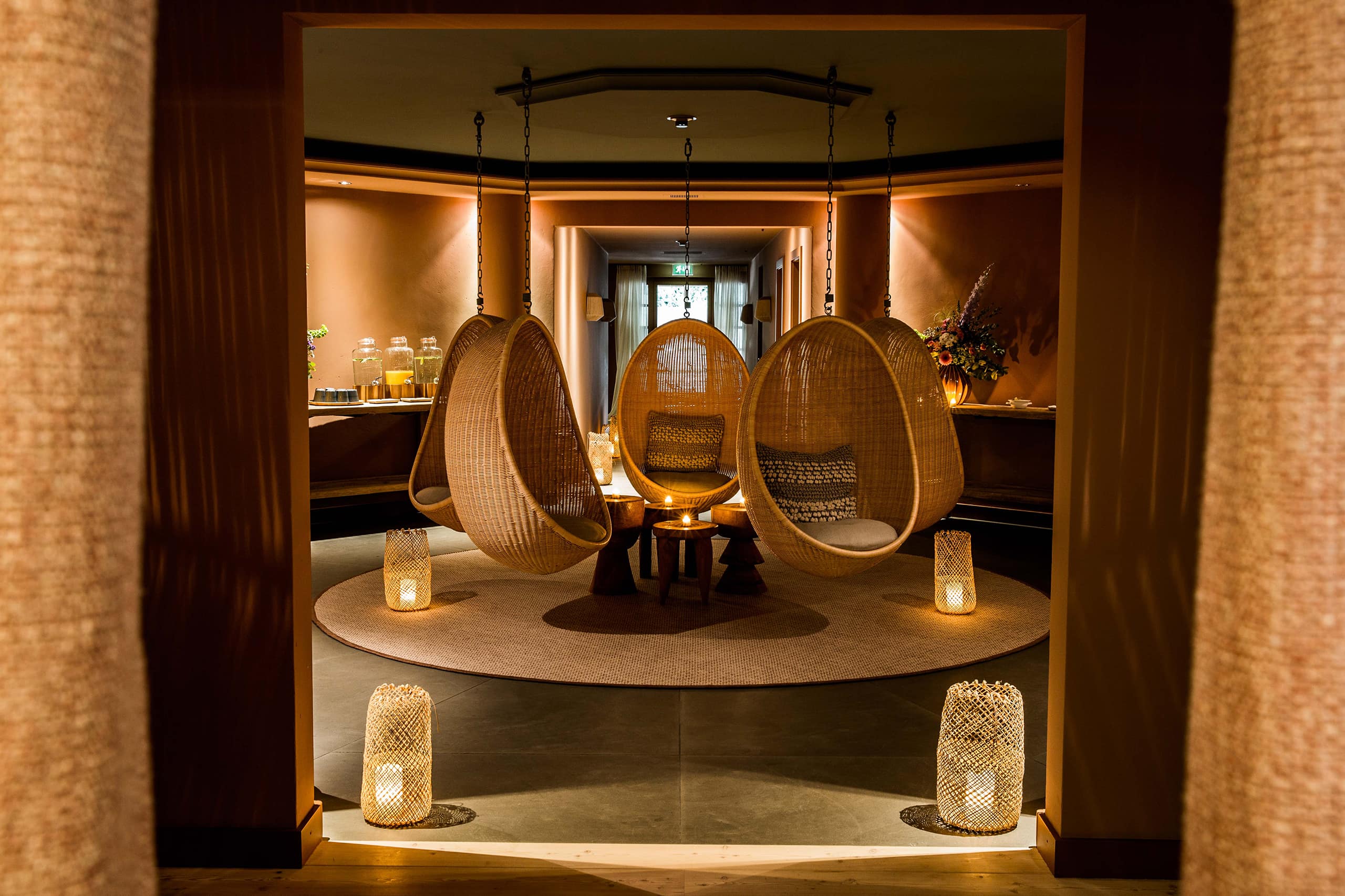 Swiss Deluxe Hotels 8 Le Grand Spa Entrance (Nick Hopper) (2)