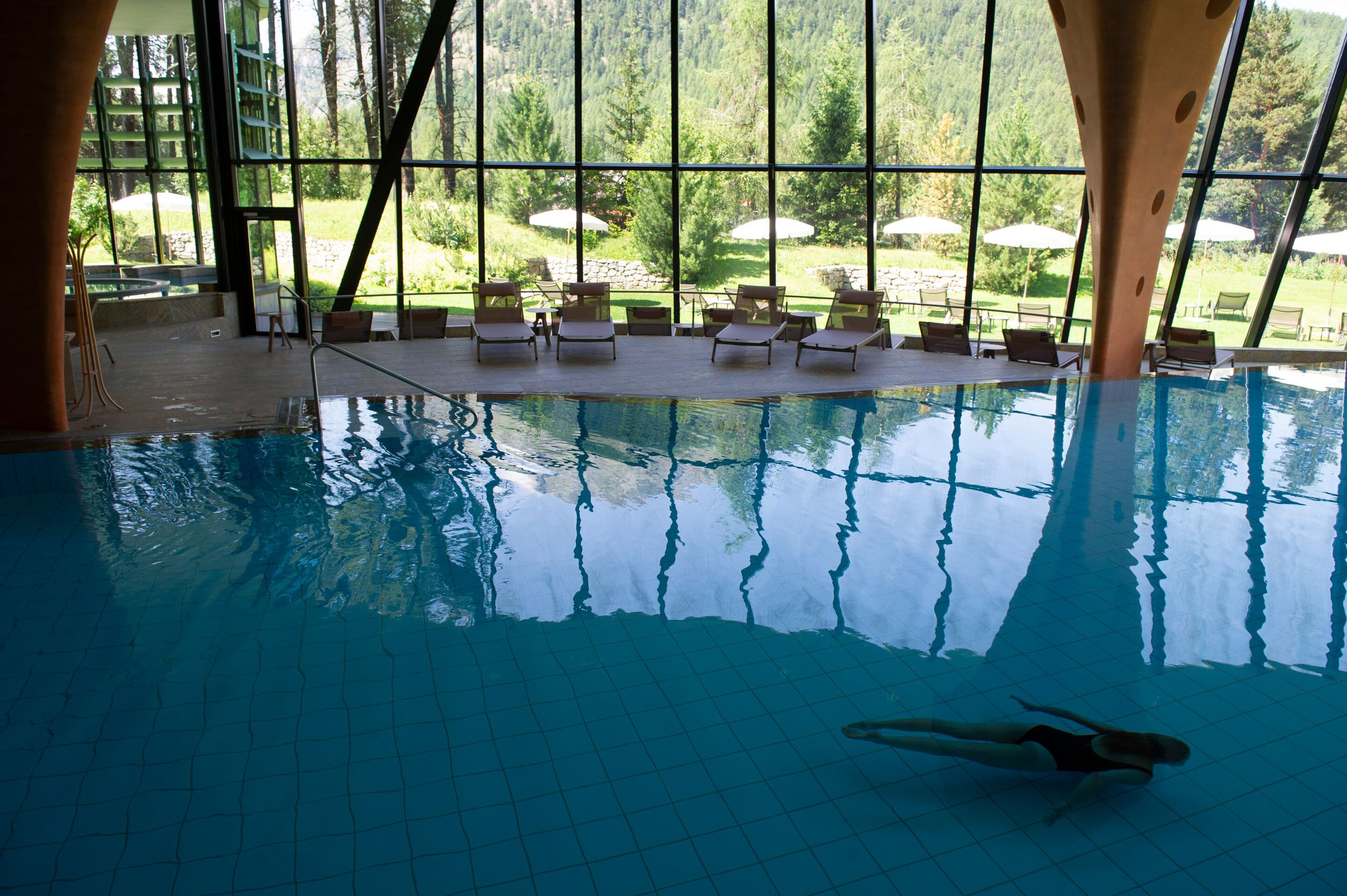 Swiss Deluxe Hotels Medium Indoor Pool