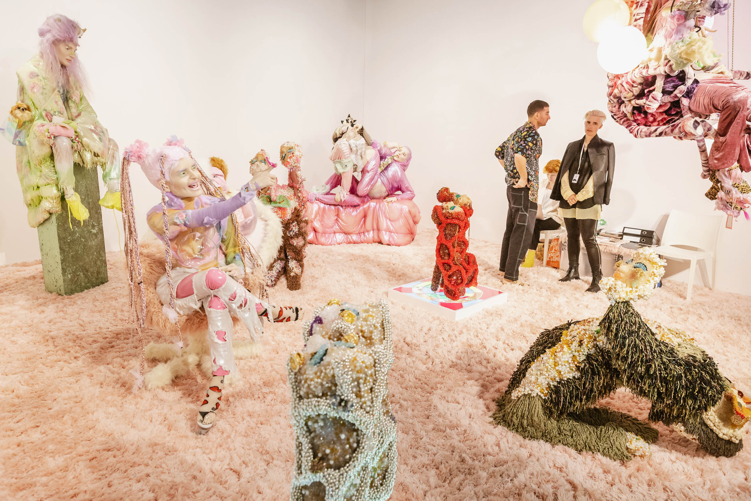 Swiss Deluxe Hotels Stories Winter 2020 Art Basel History 16 ABMB19, Nova, Company Gallery, Cajsa Von Zeipel, Raul De Nieves, PR 9629 Ecirgb