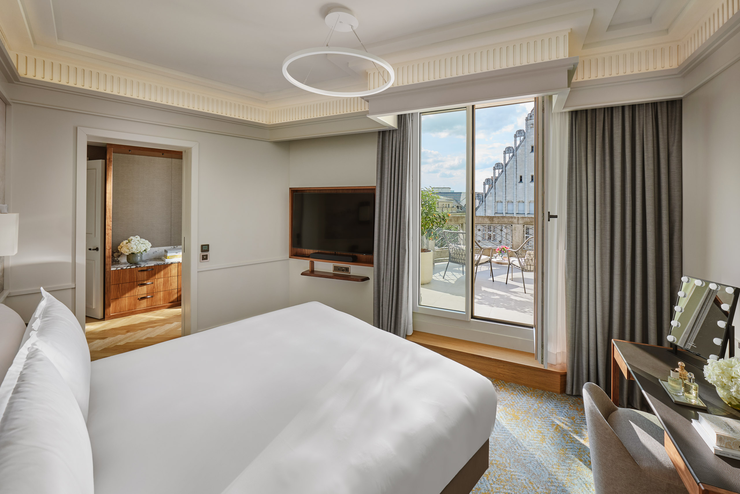 Swiss Deluxe Hotels Mandarin Oriental Savoy Zurich Zurich Rooms Suites Mandarin Rooftop Suite Bedroom