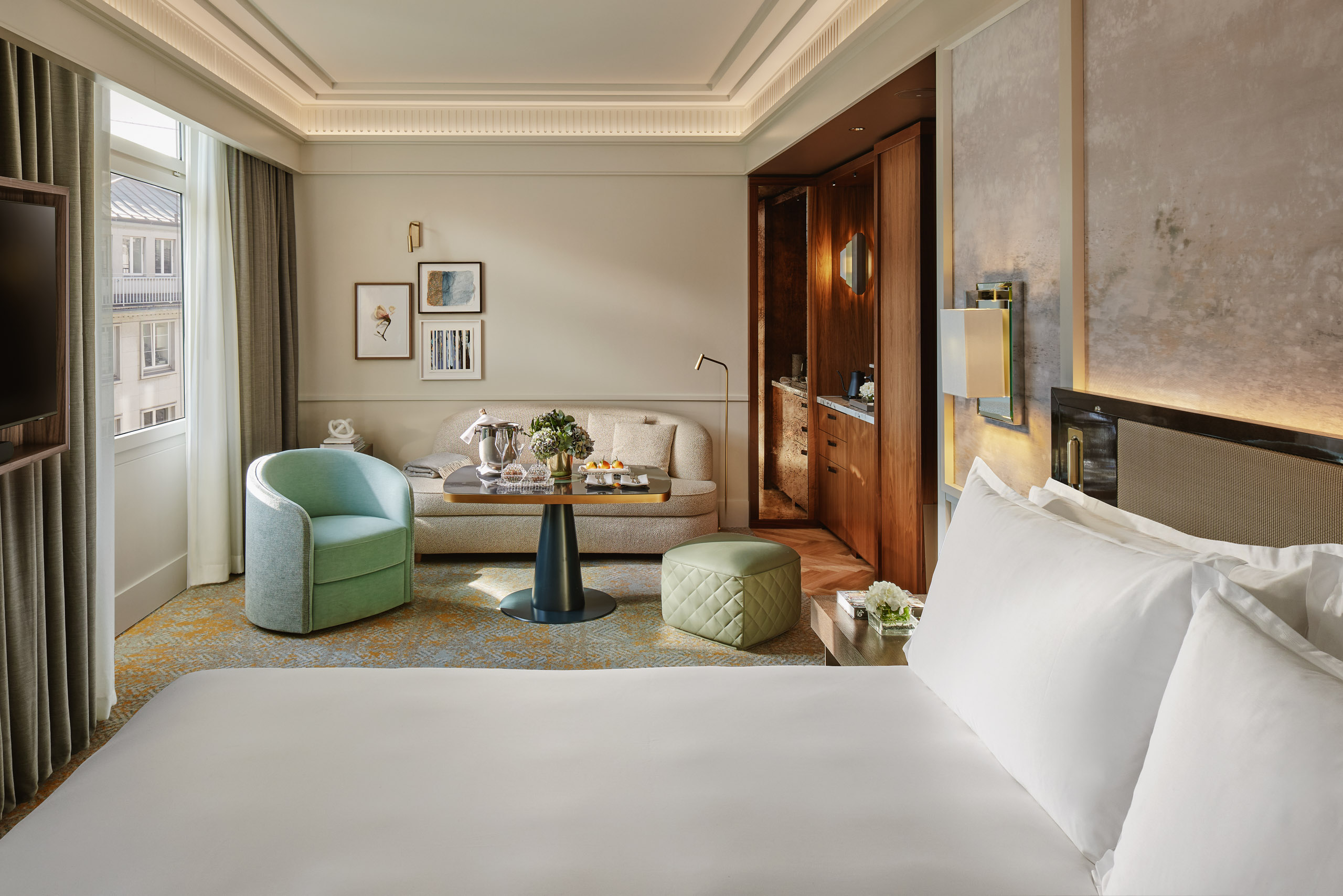 Swiss Deluxe Hotels Mandarin Oriental Savoy Zurich Junior Suite