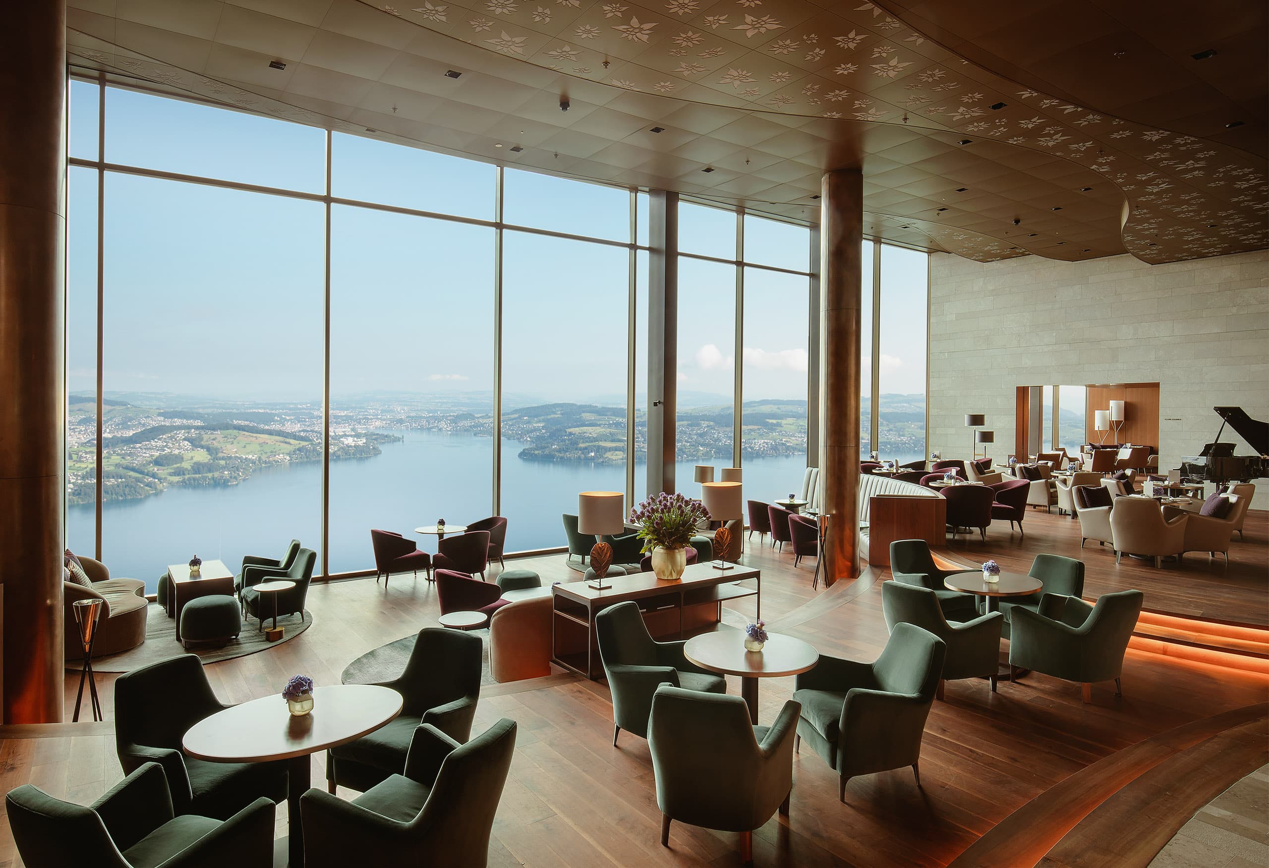 Swiss Deluxe Hotels Buergenstock Resort Lake Lucerne Lakeview Bar & Cigar Lounge