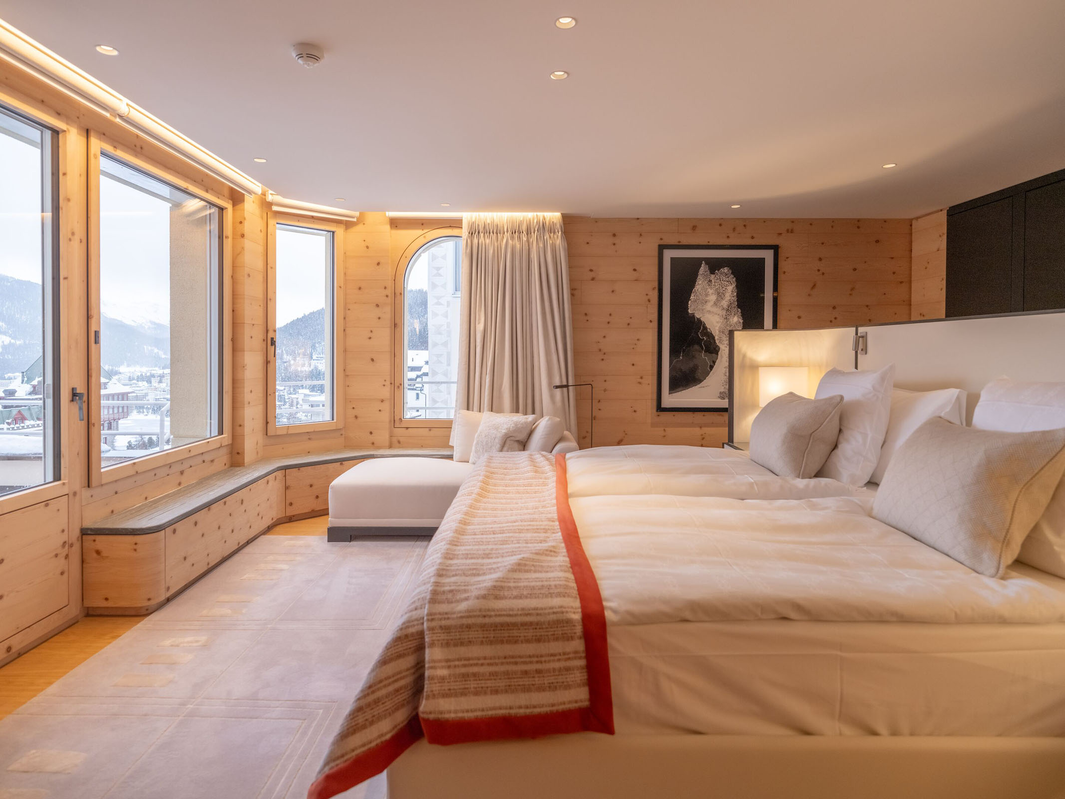 Swiss Deluxe Hotels Kulm Hotel Medium Corvatsch Suite 1